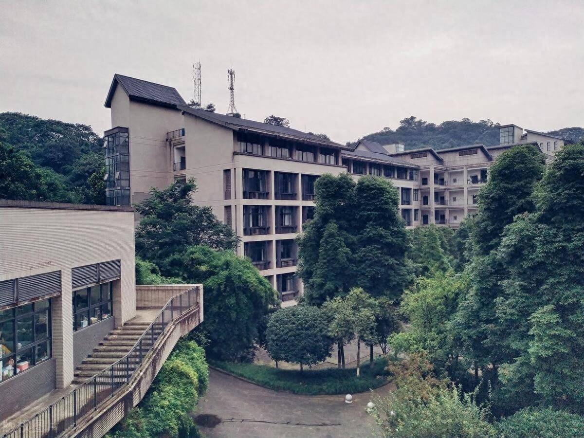重庆理工大学校区图片